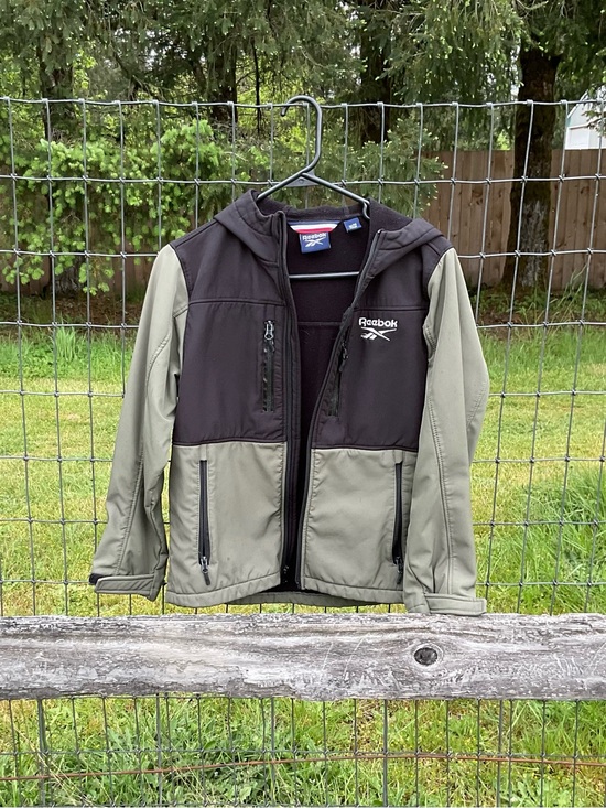 Reebok Other - Reebok Youth Hooded Softshell Jacket Green Black Size M 10/12
